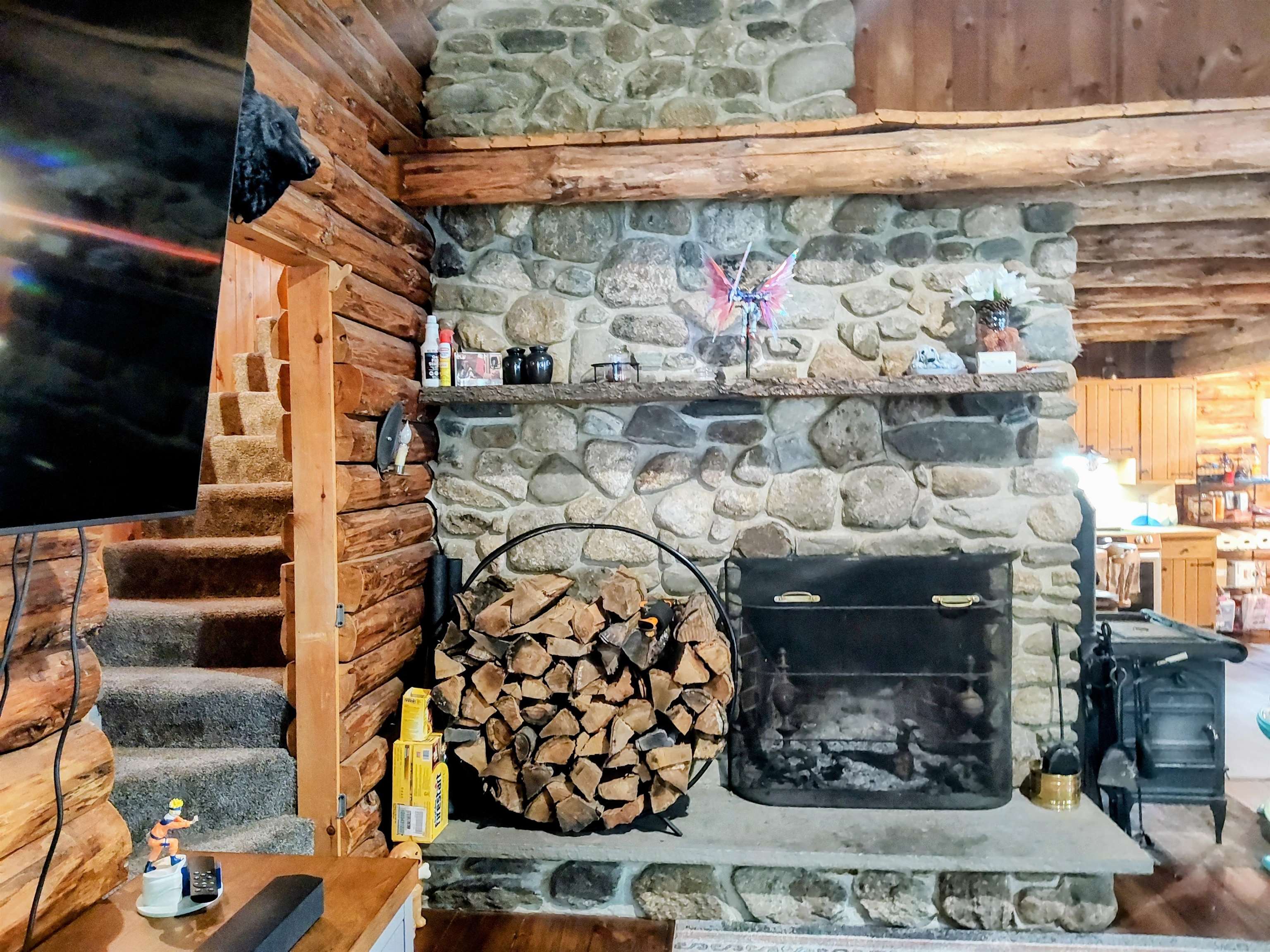 New Ipswich, New Hampshire 03071, United States, 4 Bedrooms Bedrooms, ,3 BathroomsBathrooms,Residential,Active,205734