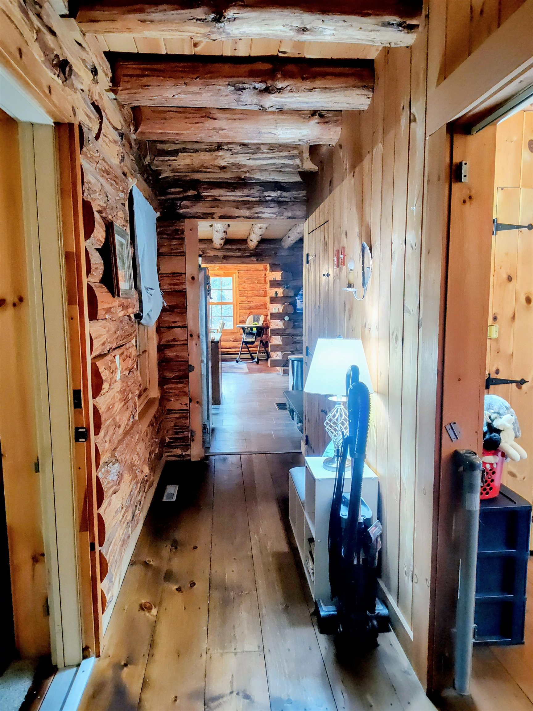 New Ipswich, New Hampshire 03071, United States, 4 Bedrooms Bedrooms, ,3 BathroomsBathrooms,Residential,Active,205734