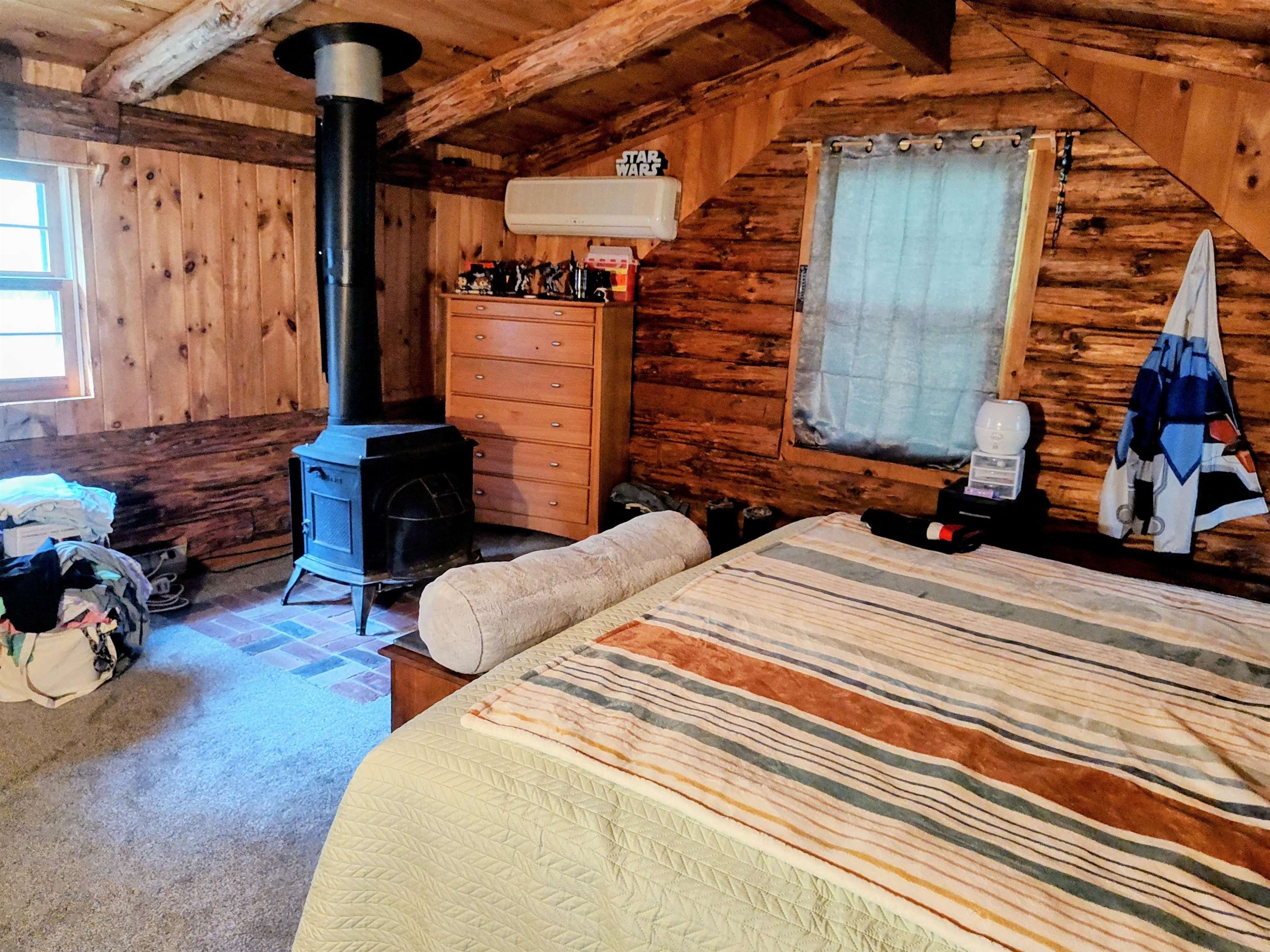 New Ipswich, New Hampshire 03071, United States, 4 Bedrooms Bedrooms, ,3 BathroomsBathrooms,Residential,Active,205734