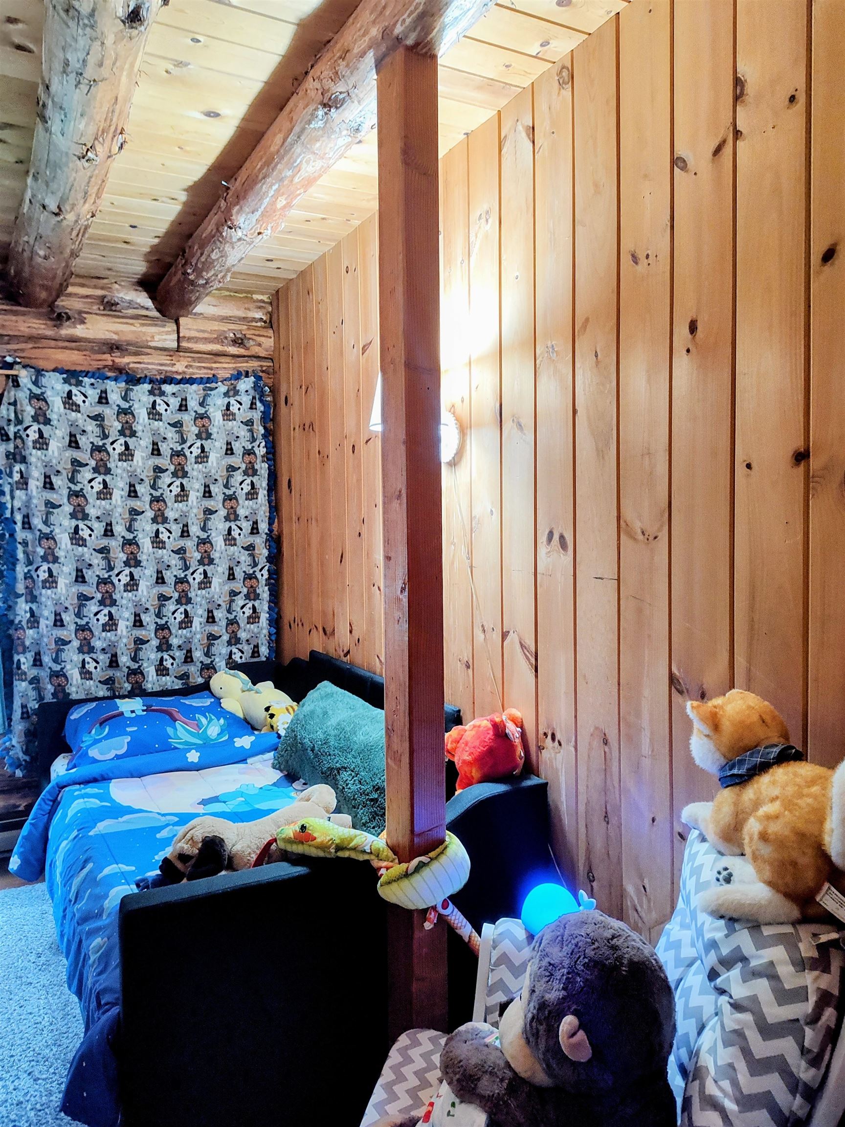 New Ipswich, New Hampshire 03071, United States, 4 Bedrooms Bedrooms, ,3 BathroomsBathrooms,Residential,Active,205734