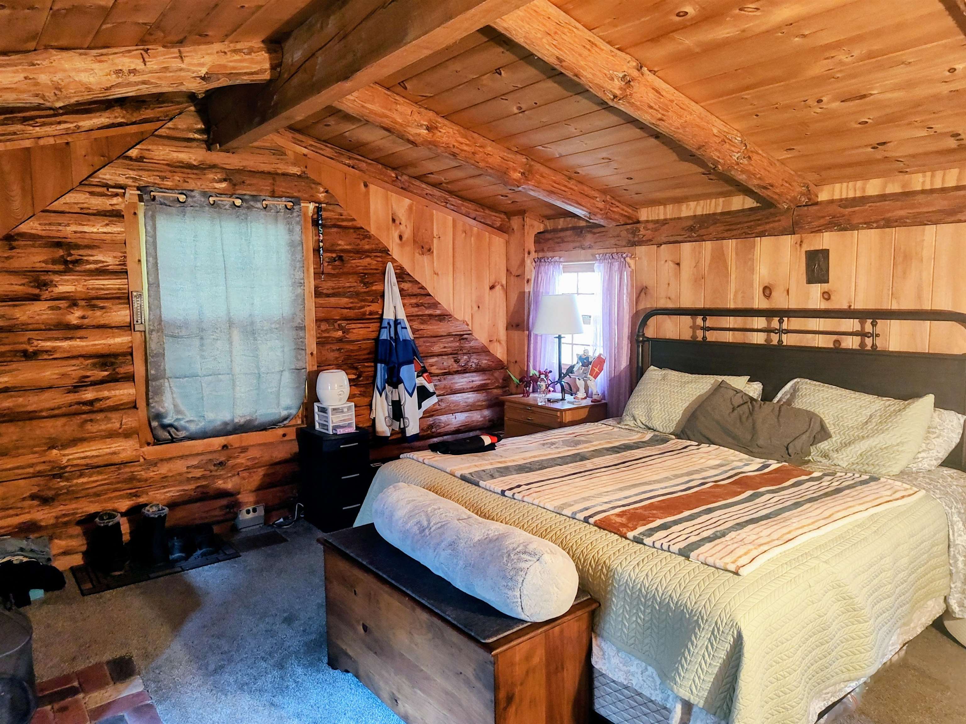 New Ipswich, New Hampshire 03071, United States, 4 Bedrooms Bedrooms, ,3 BathroomsBathrooms,Residential,Active,205734