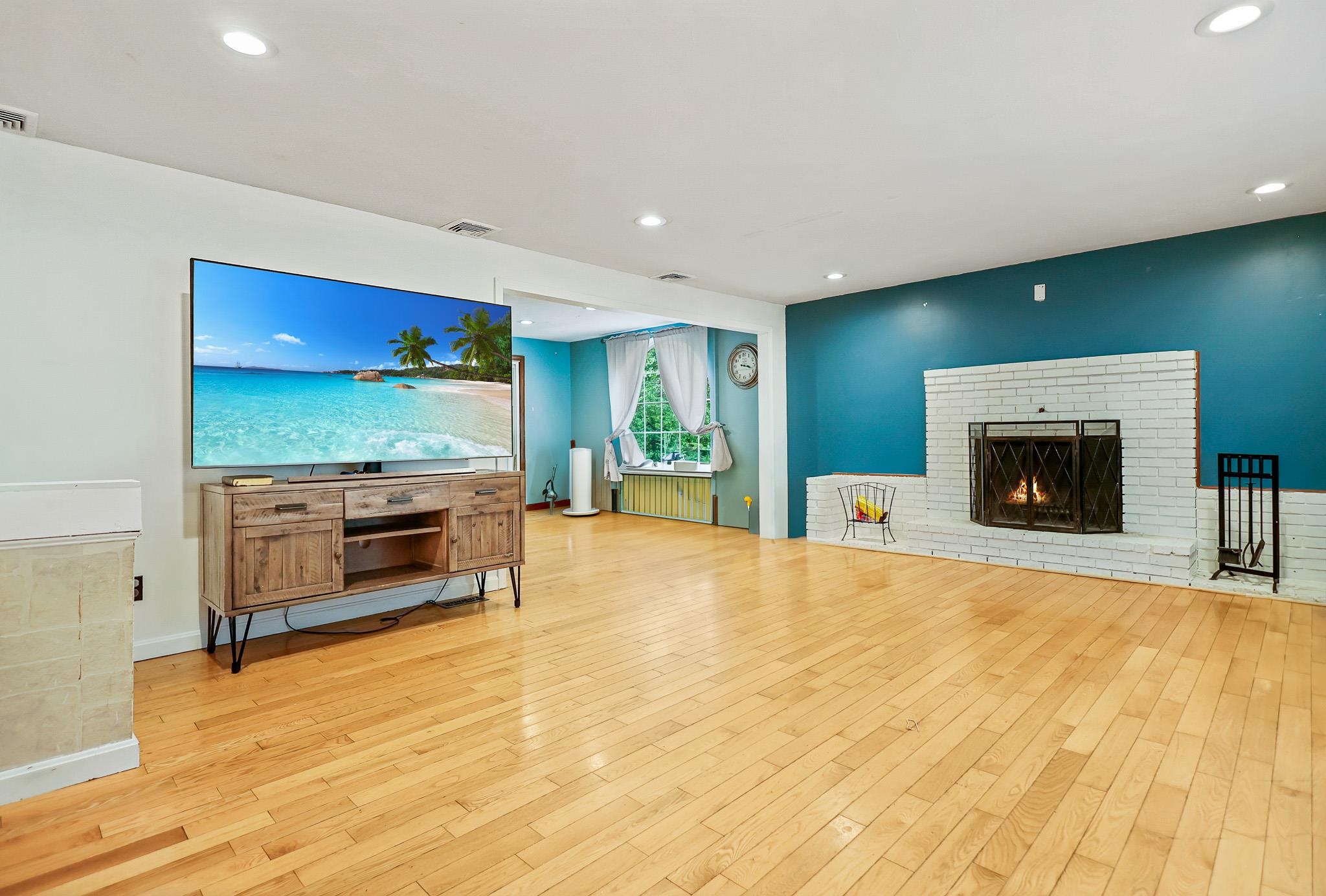 161 Bush Hill Road