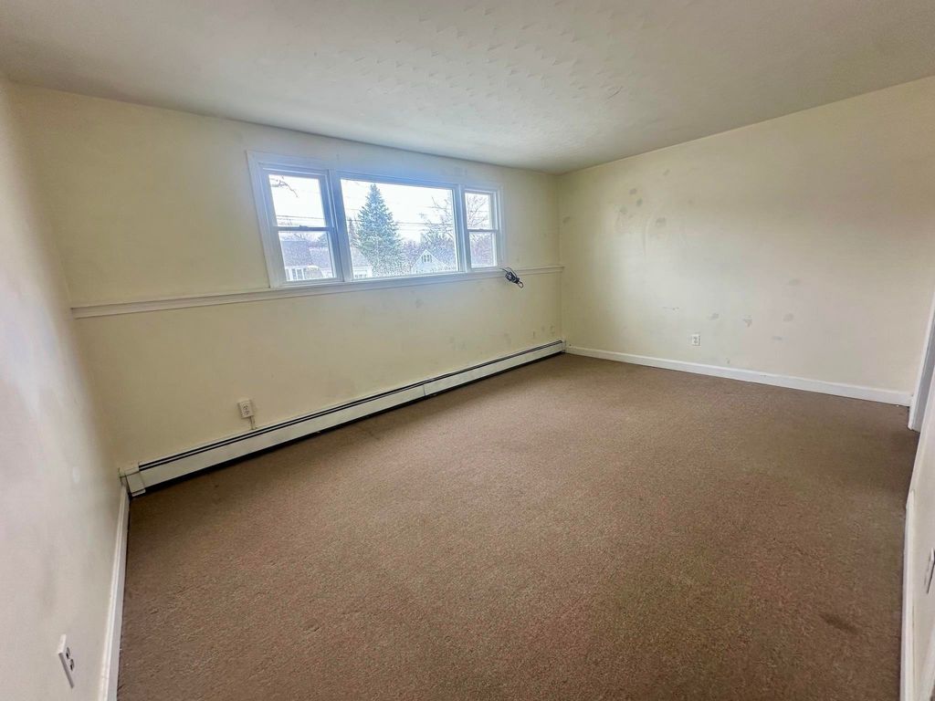 Photo of 94 Maple Street #E, Somersworth, NH 03878 (MLS # 5082571)