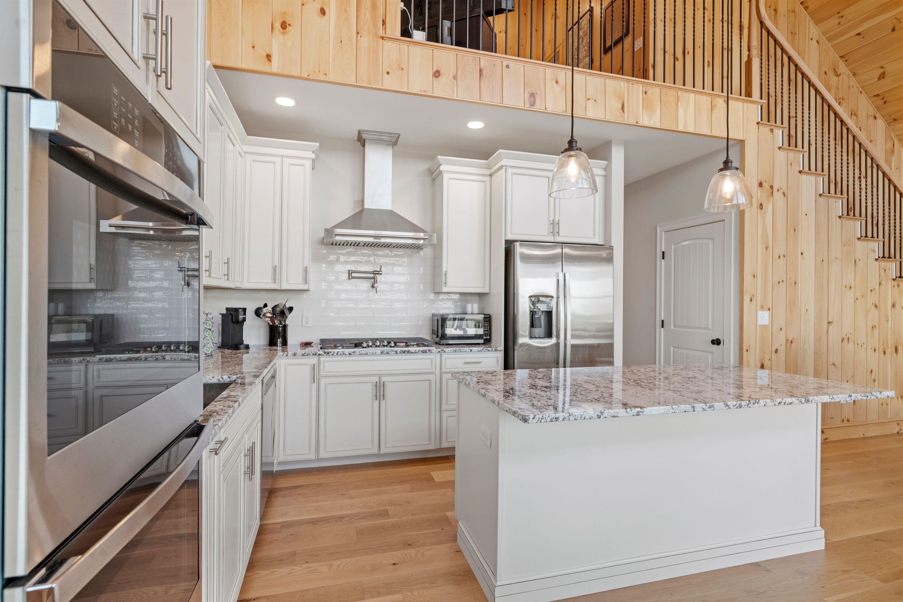 Alton, New Hampshire 03810, United States, 3 Bedrooms Bedrooms, ,4 BathroomsBathrooms,Residential,Active,192294