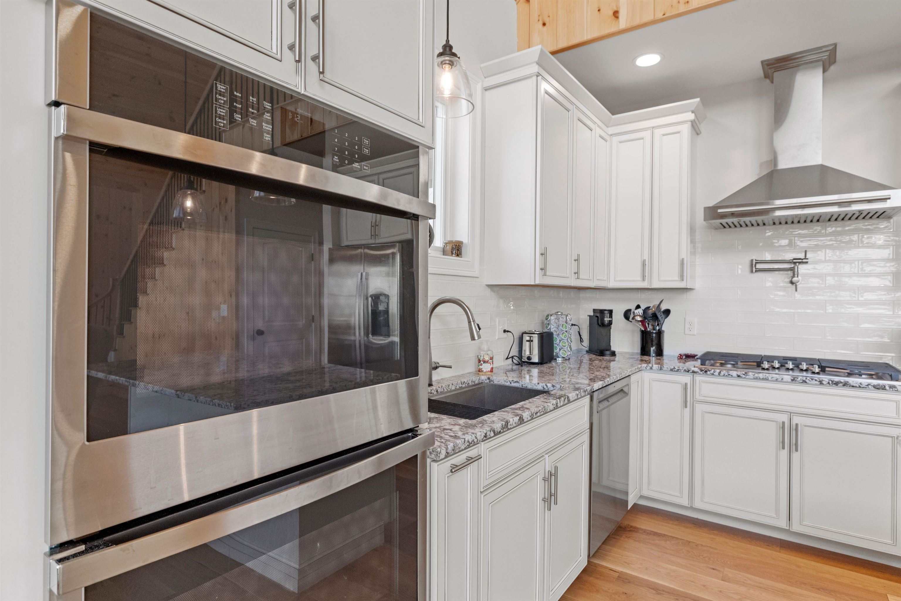 Alton, New Hampshire 03810, United States, 3 Bedrooms Bedrooms, ,4 BathroomsBathrooms,Residential,Active,192294