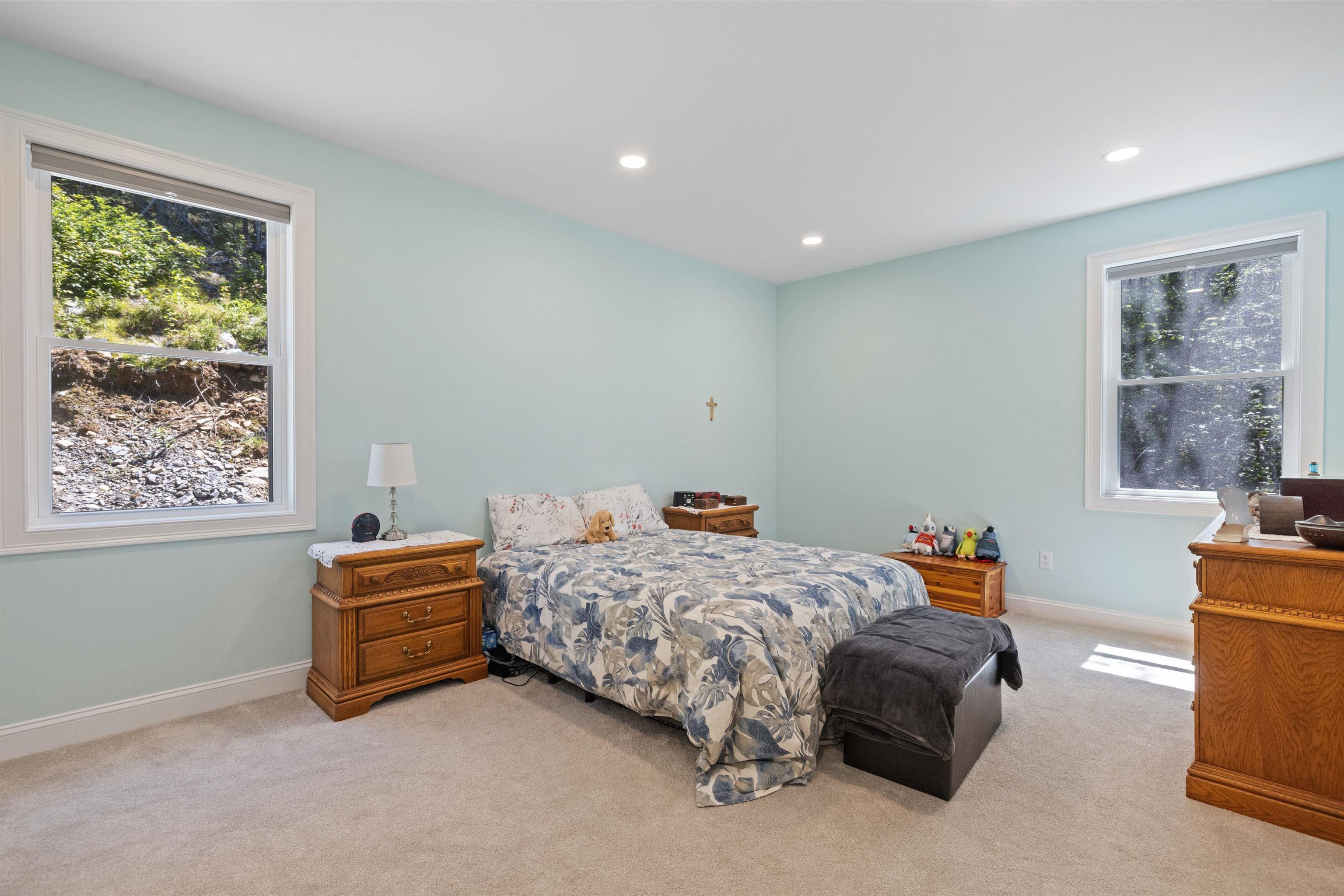 Alton, New Hampshire 03810, United States, 3 Bedrooms Bedrooms, ,4 BathroomsBathrooms,Residential,Active,192294