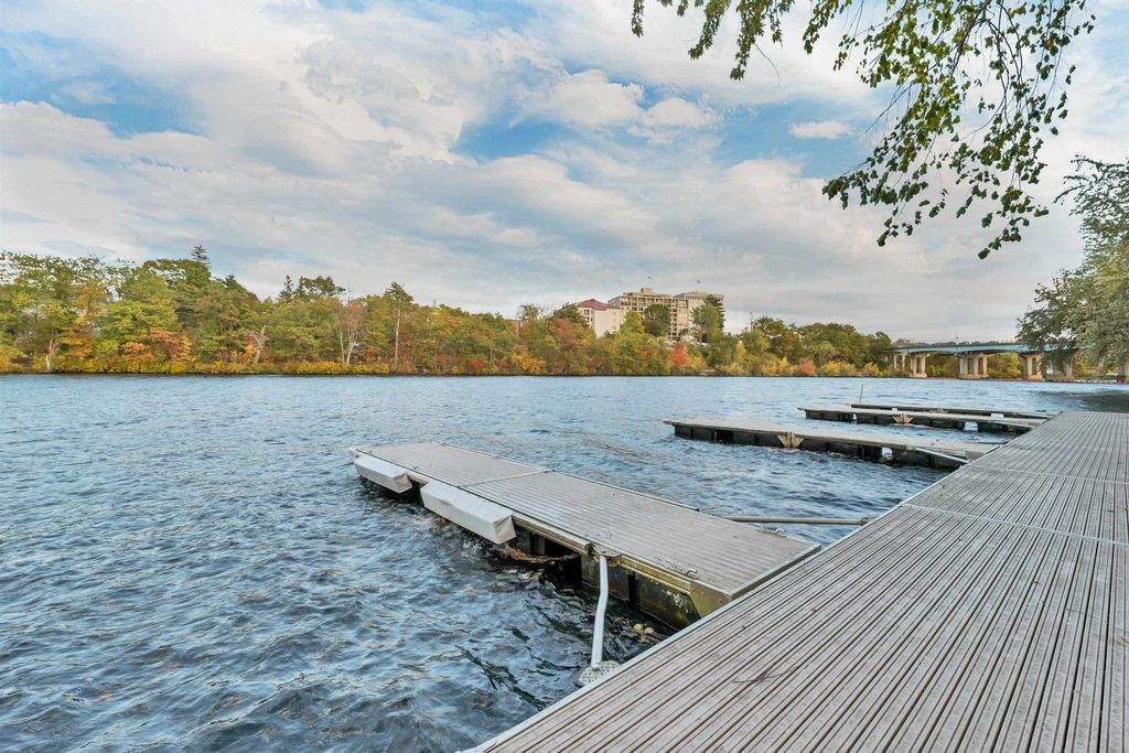 Photo of 17 River Front Drive #3, Manchester, NH 03102 (MLS # 5068731)