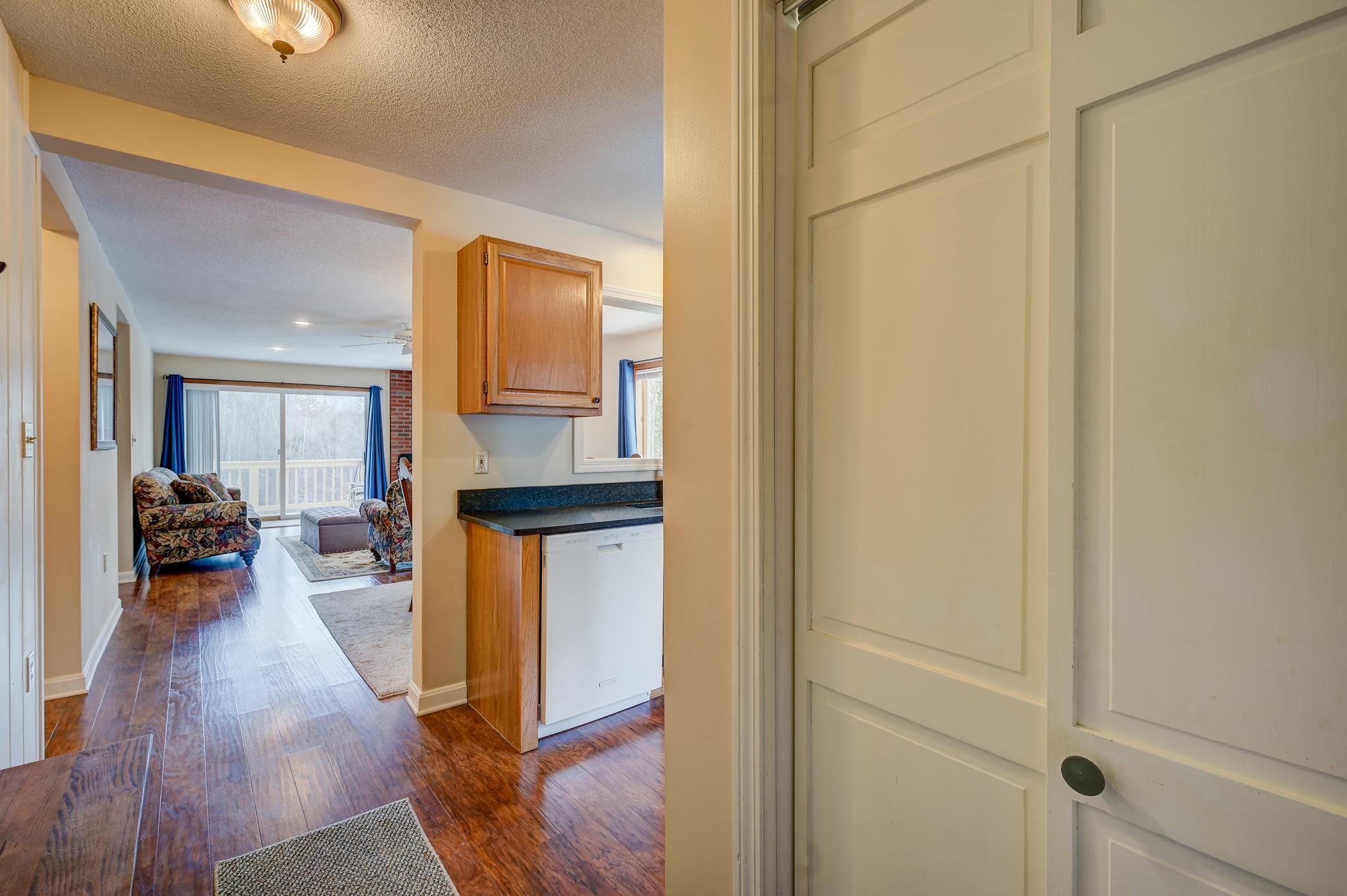 136 Northbrook Circle 96