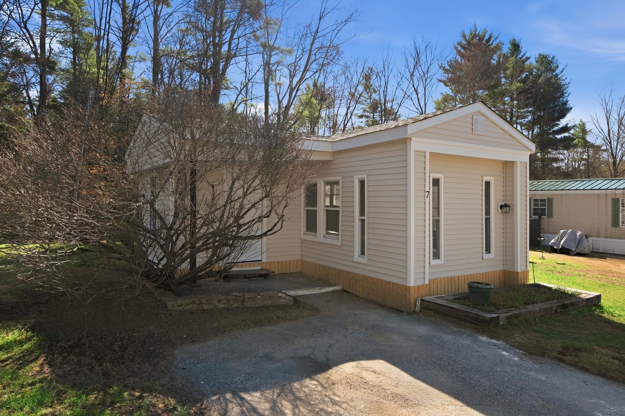 174 South Stark Hwy Road 7
