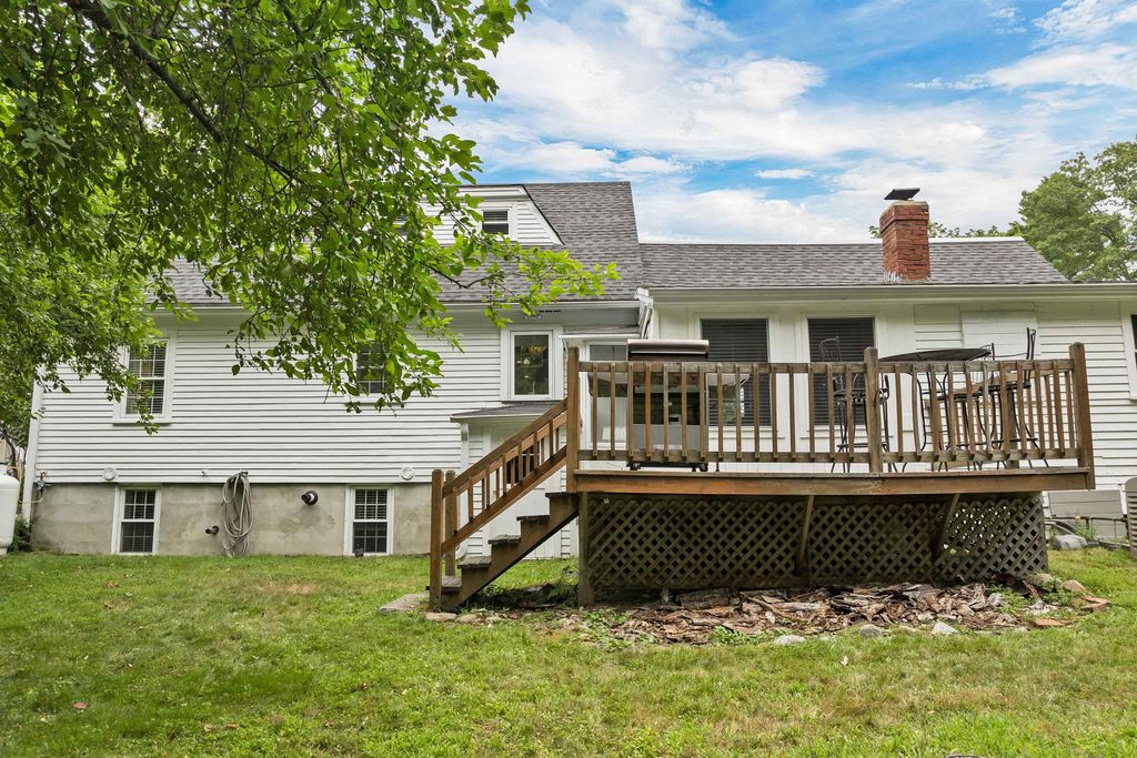 Photo of 21 Goodrich Road, Wolfeboro, NH 03894 (MLS # 5057577)