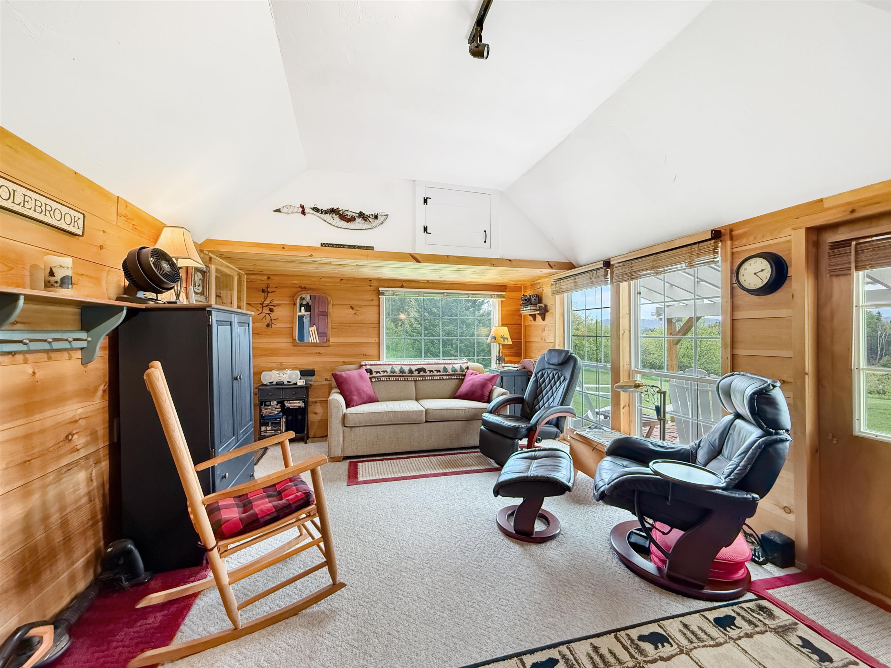 718 Reed Road