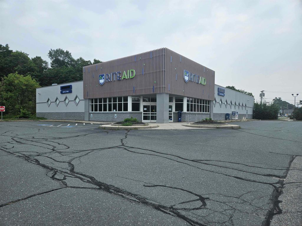 Photo of 136 Meadow Street, Littleton, NH 03561 (MLS # 5055046)