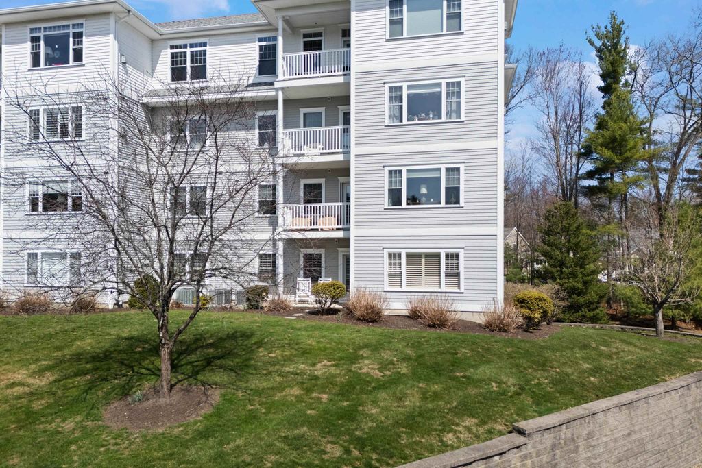 Photo of 5 Sterling Hill Lane #512, Exeter, NH 03833 (MLS # 5083662)