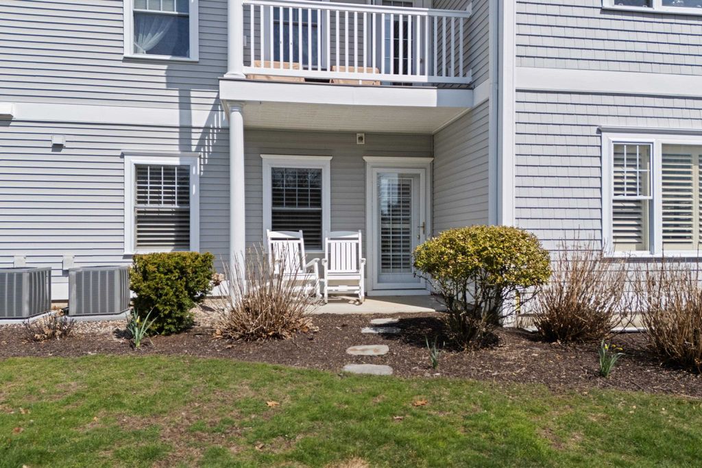 Photo of 5 Sterling Hill Lane #512, Exeter, NH 03833 (MLS # 5083662)