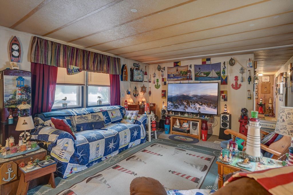 Photo of 42 Fox Hill Lane, Conway, NH 03818 (MLS # 5075099)