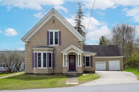 Photo of 44 Elm Street, Lancaster, NH 03854 (MLS # 5089106)