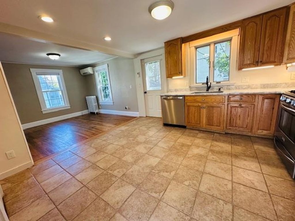 Photo of 11 Chester Court, Laconia, NH 03246 (MLS # 5063883)