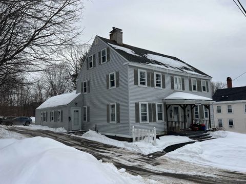 6 Mount Pleasant Street Newmarket NH 03857