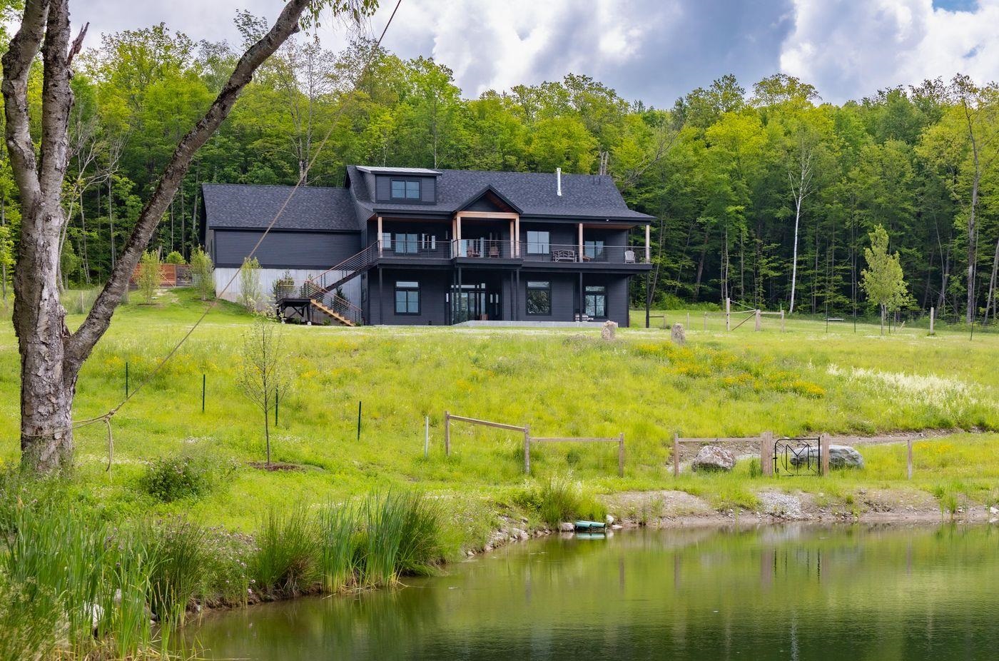 832 Lincoln Hill Road