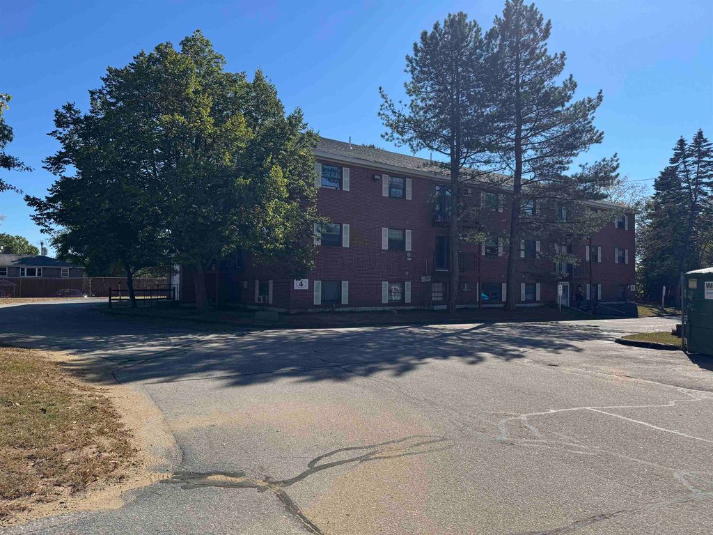 Photo of 12 East Side Drive #4-13, Concord, NH 03301 (MLS # 5063861)