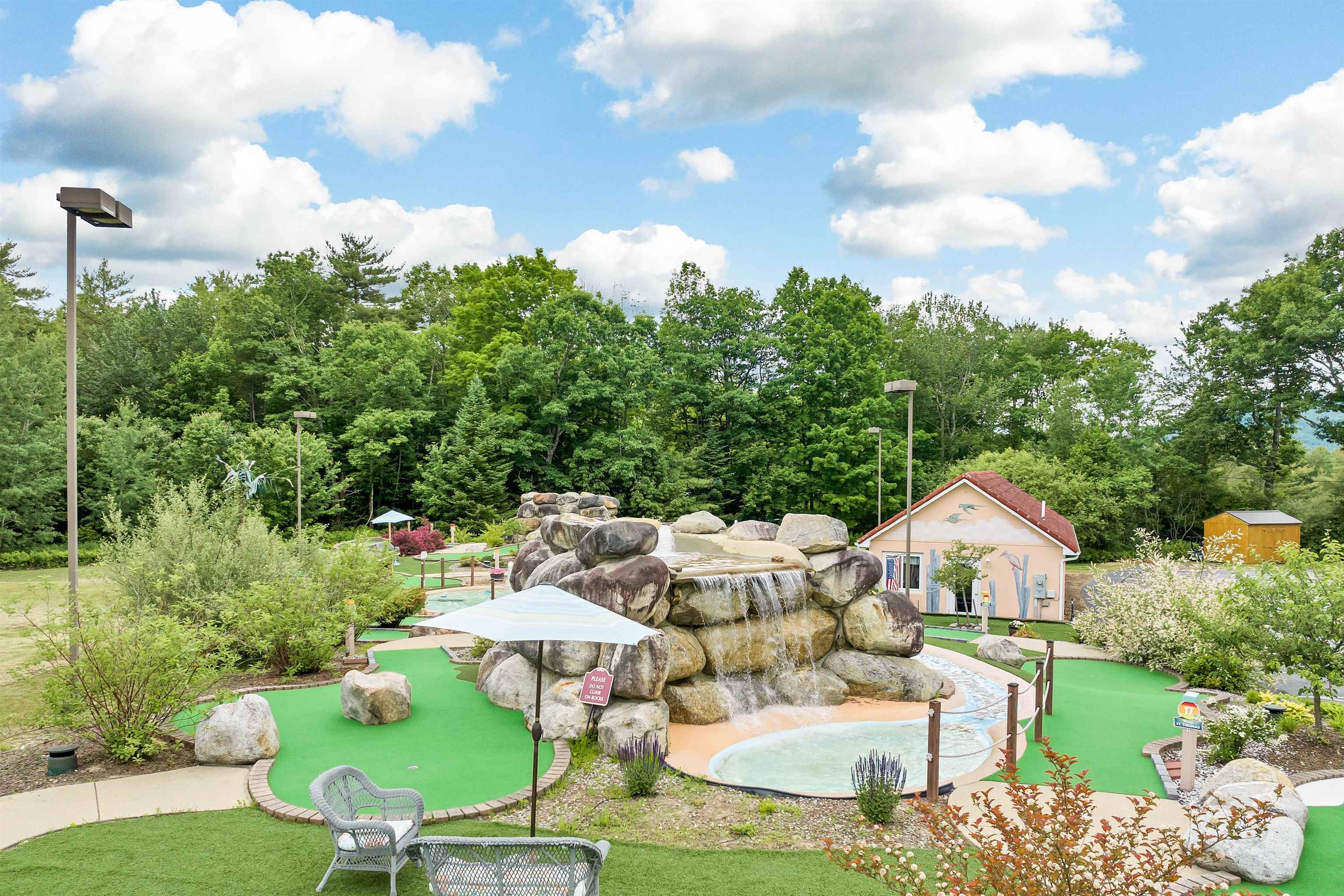 252 Lee Road