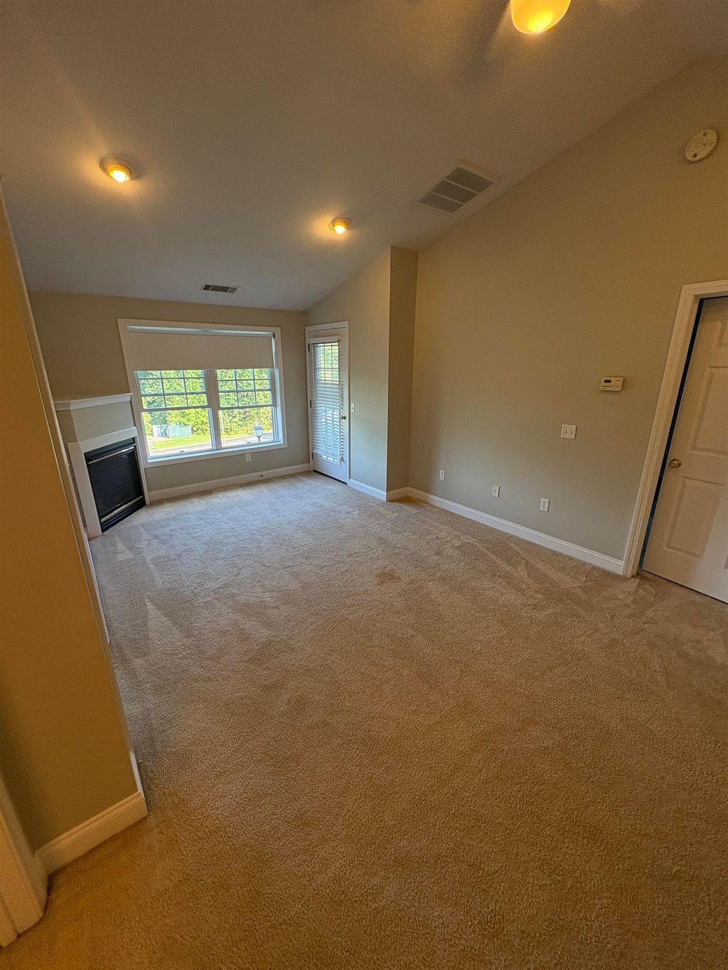 Photo of 2 Crestview Circle #96, Londonderry, NH 03053 (MLS # 5055679)