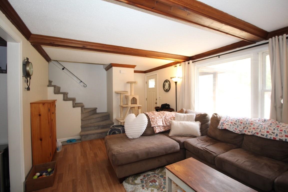 393 Osgood Road