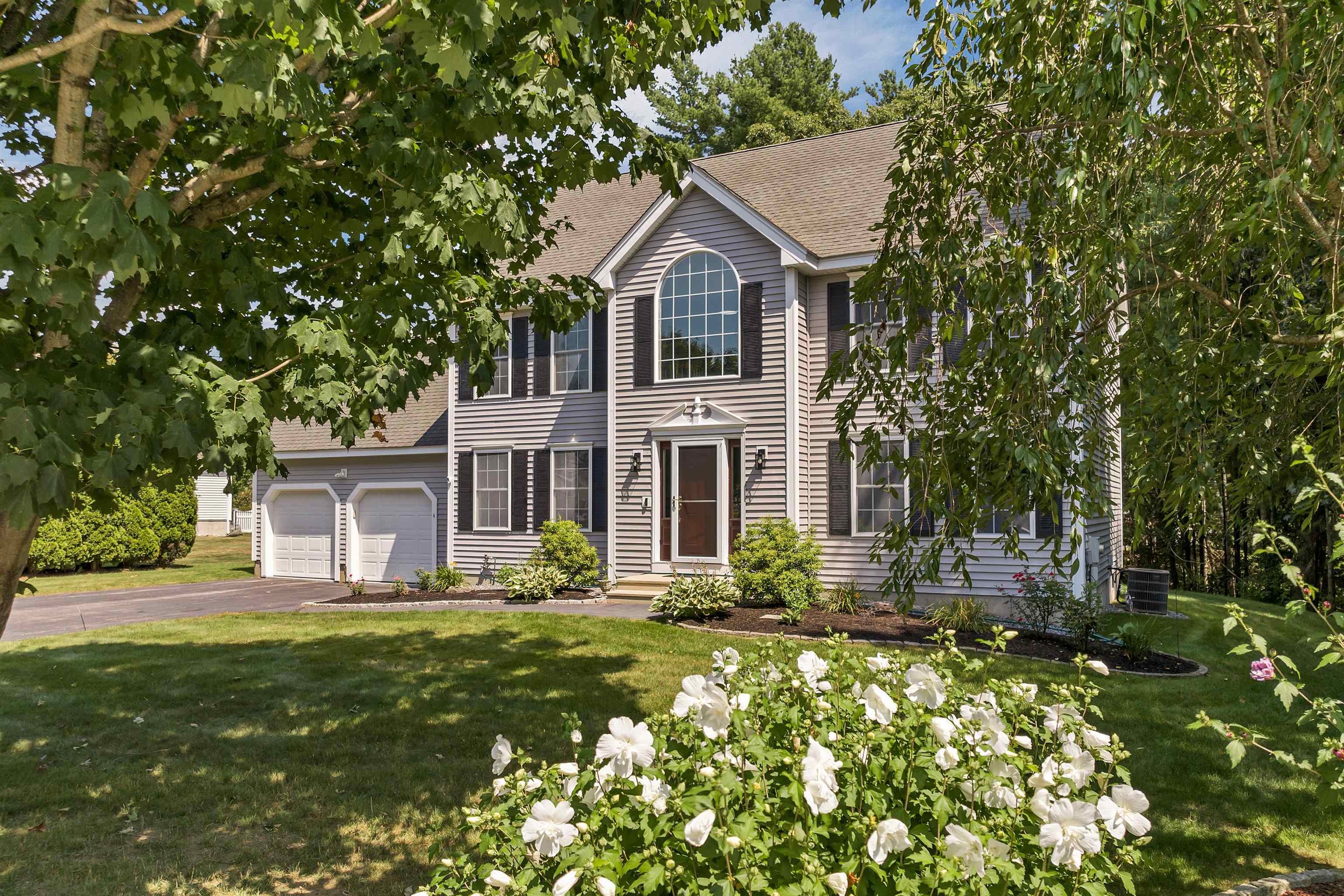 4 Sunblaze Drive