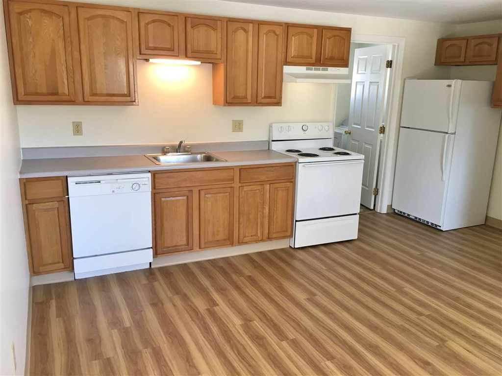 Photo of 82 Third Street #2W, Manchester, NH 03103 (MLS # 5066987)