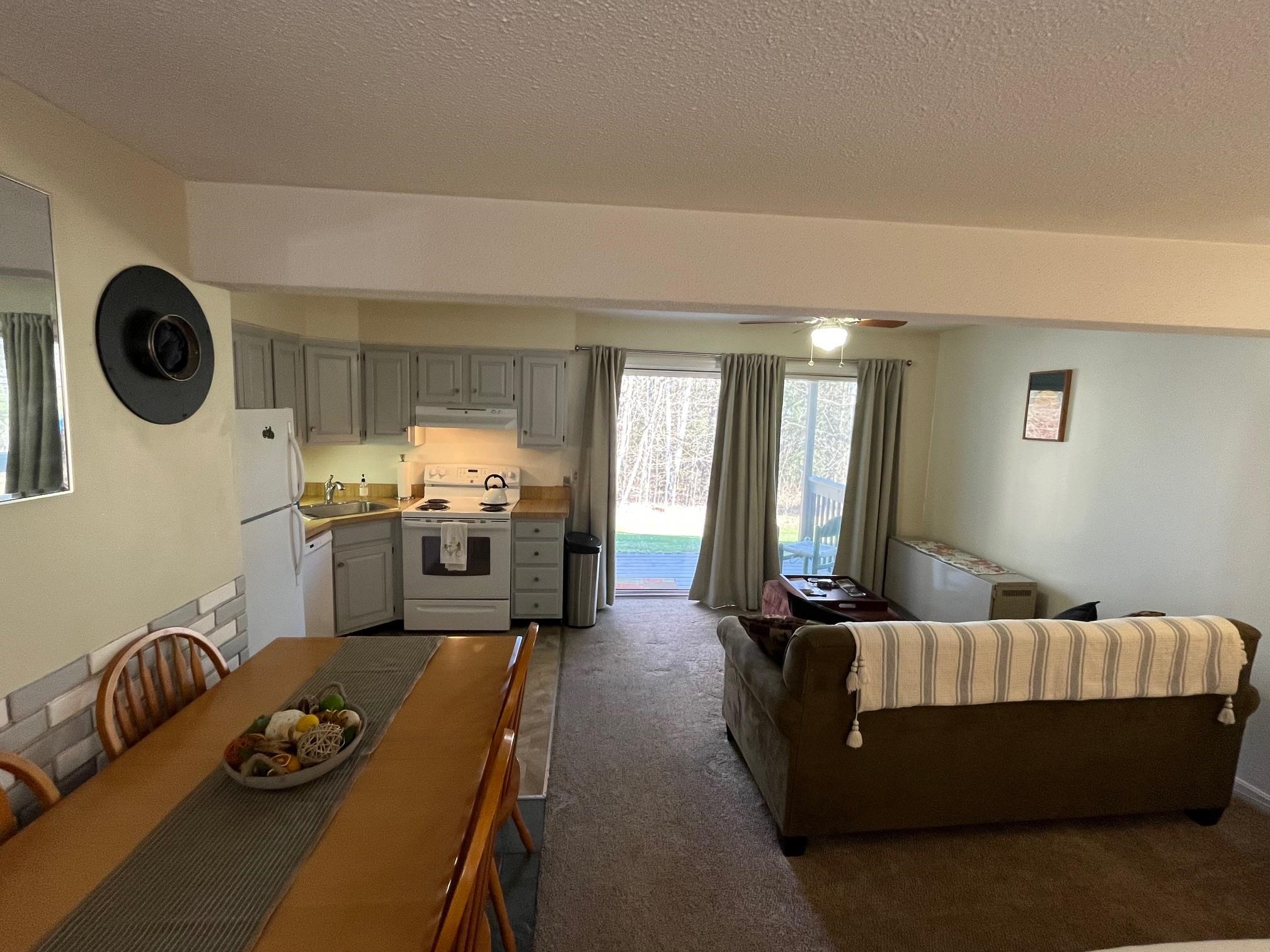 2164 Mountain Road 33