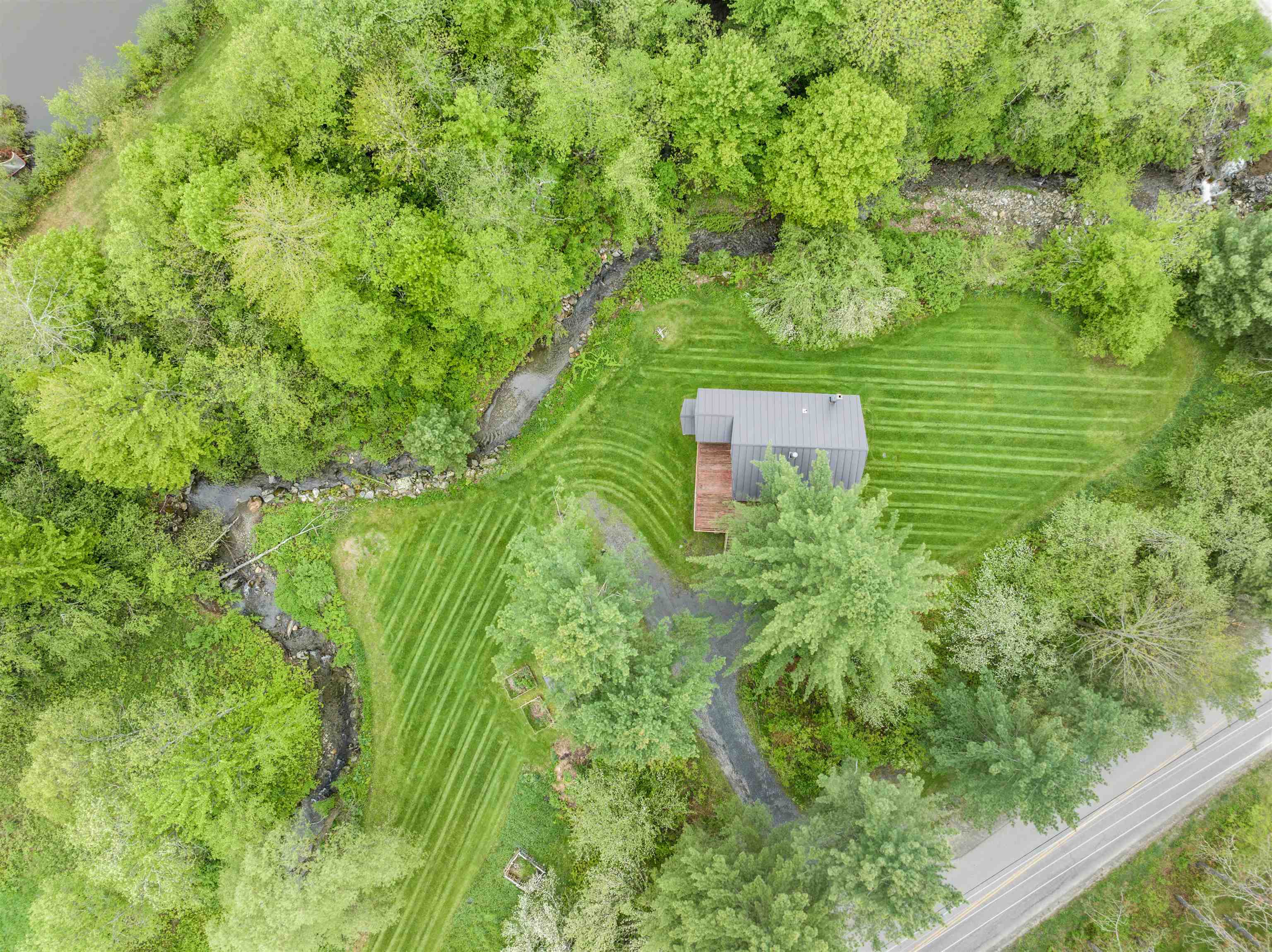 1572 Stowe Hollow Road