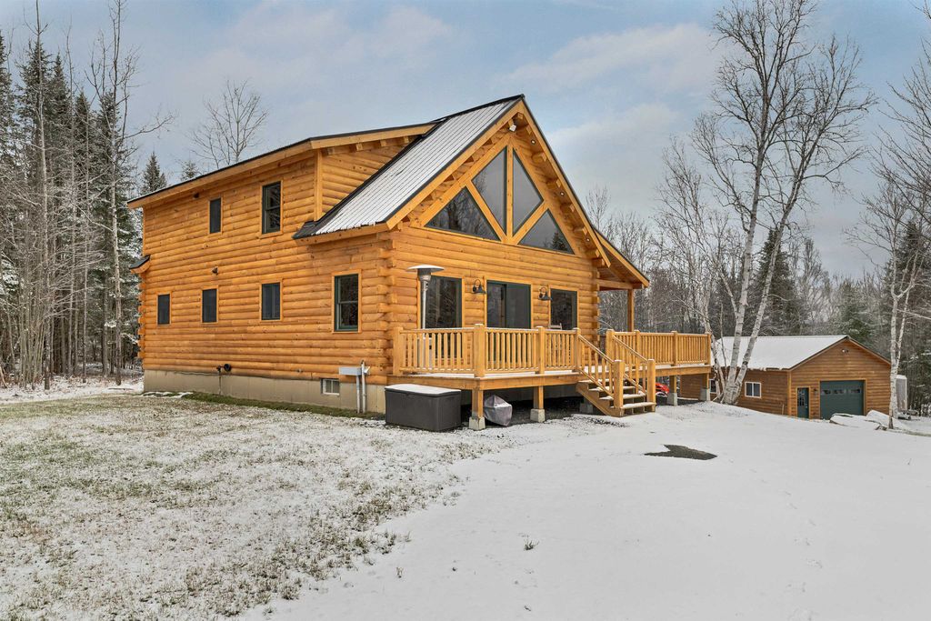 Photo of 22 Crystal Avenue, Jefferson, NH 03583 (MLS # 5070832)