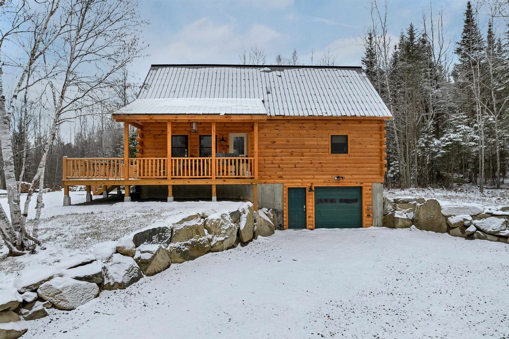 Photo of 22 Crystal Avenue, Jefferson, NH 03583 (MLS # 5070832)