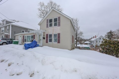 32 Norton Street Nashua NH 03064