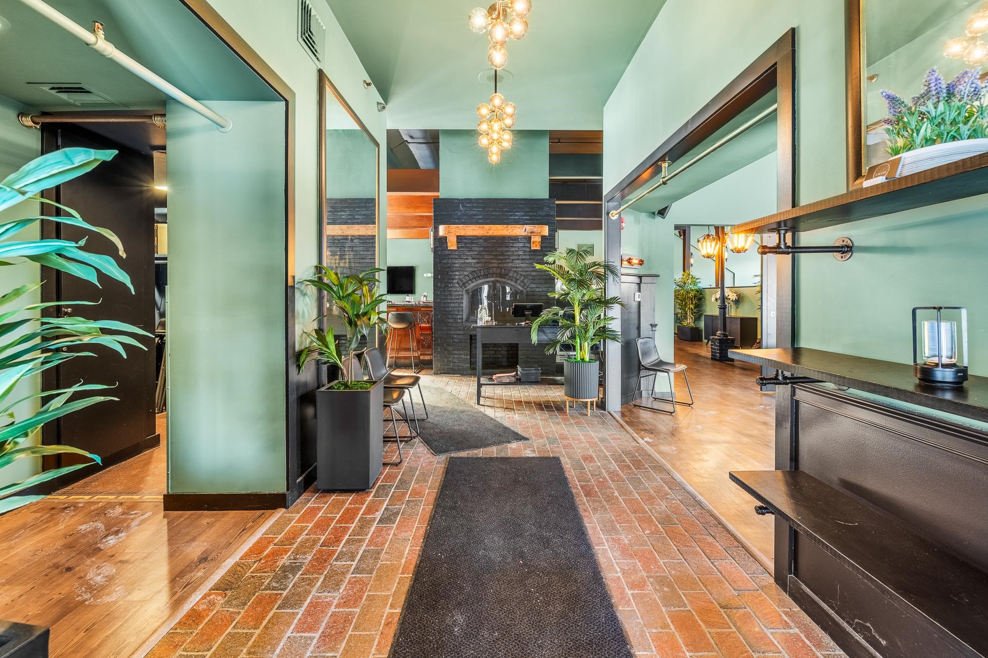 1716 Depot Street
