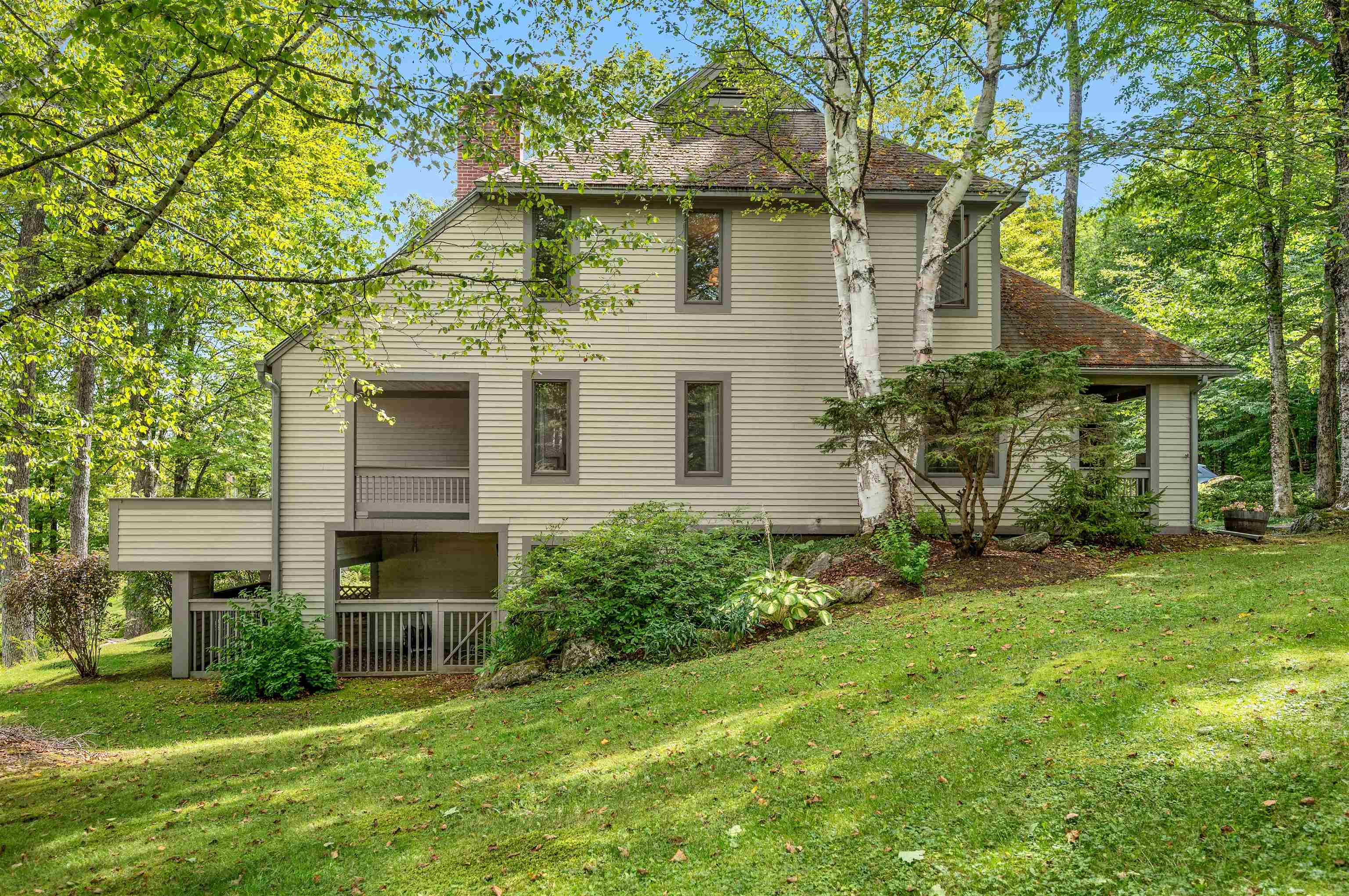 Stowe, Vermont 05672, United States, 3 Bedrooms Bedrooms, ,4 BathroomsBathrooms,Residential,Active,255269