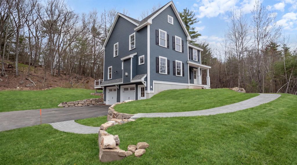 Photo of 187 No. Main Street, Salem, NH 03079 (MLS # 5086828)