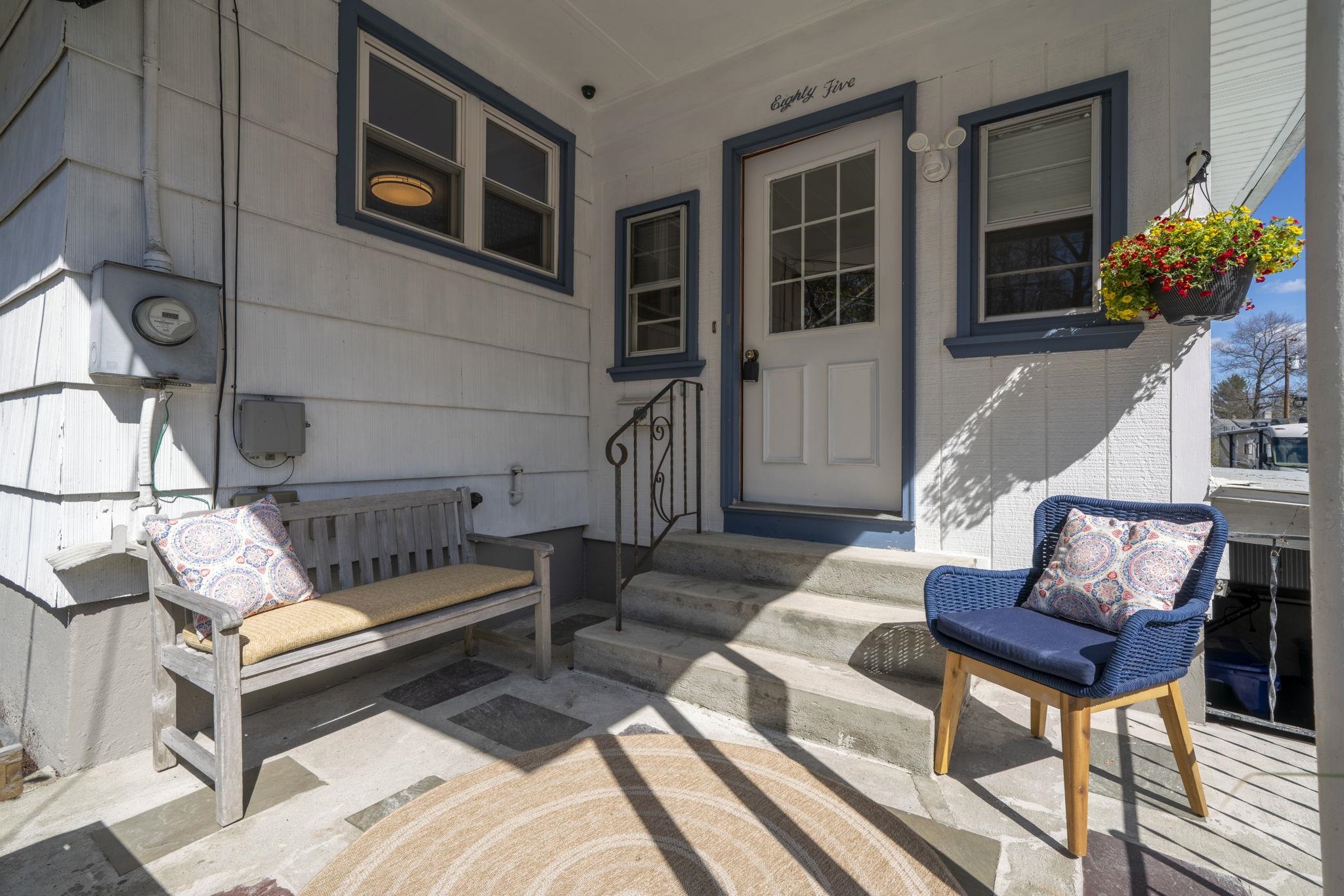 85 W Mitchell Street