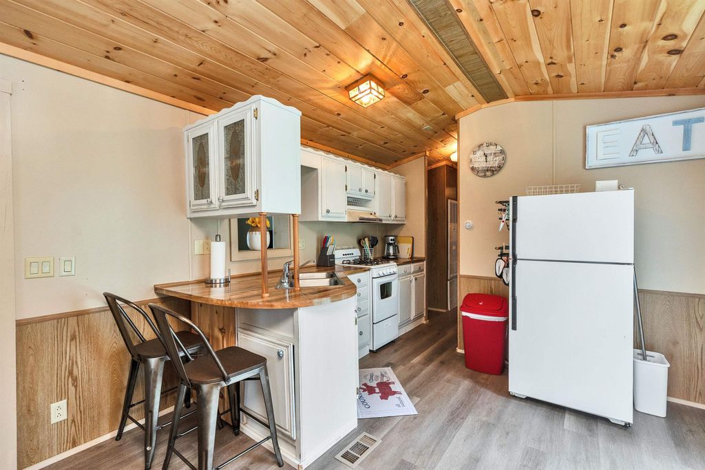 Photo of 115 Brookside Drive #2-12, Fitzwilliam, NH 03447 (MLS # 5050592)