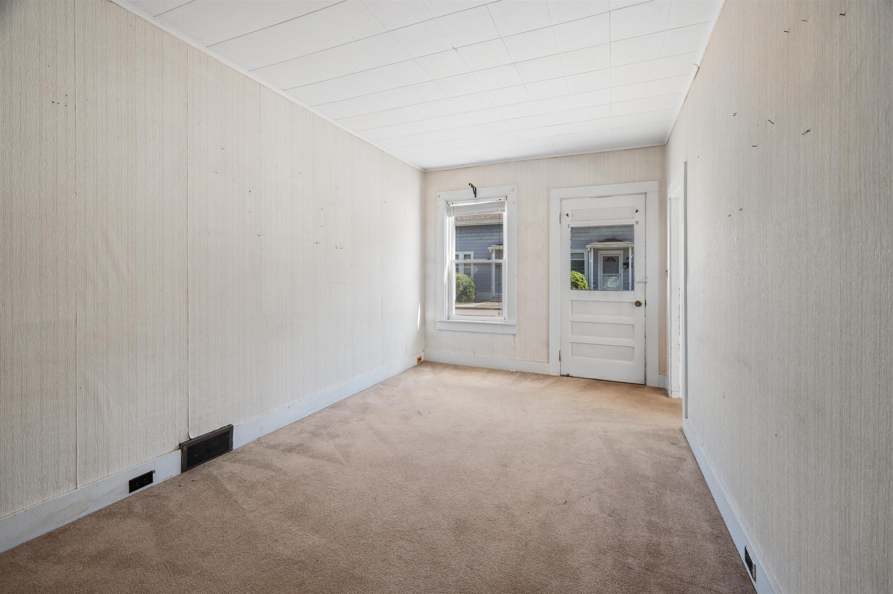 25-27 Nichols Avenue