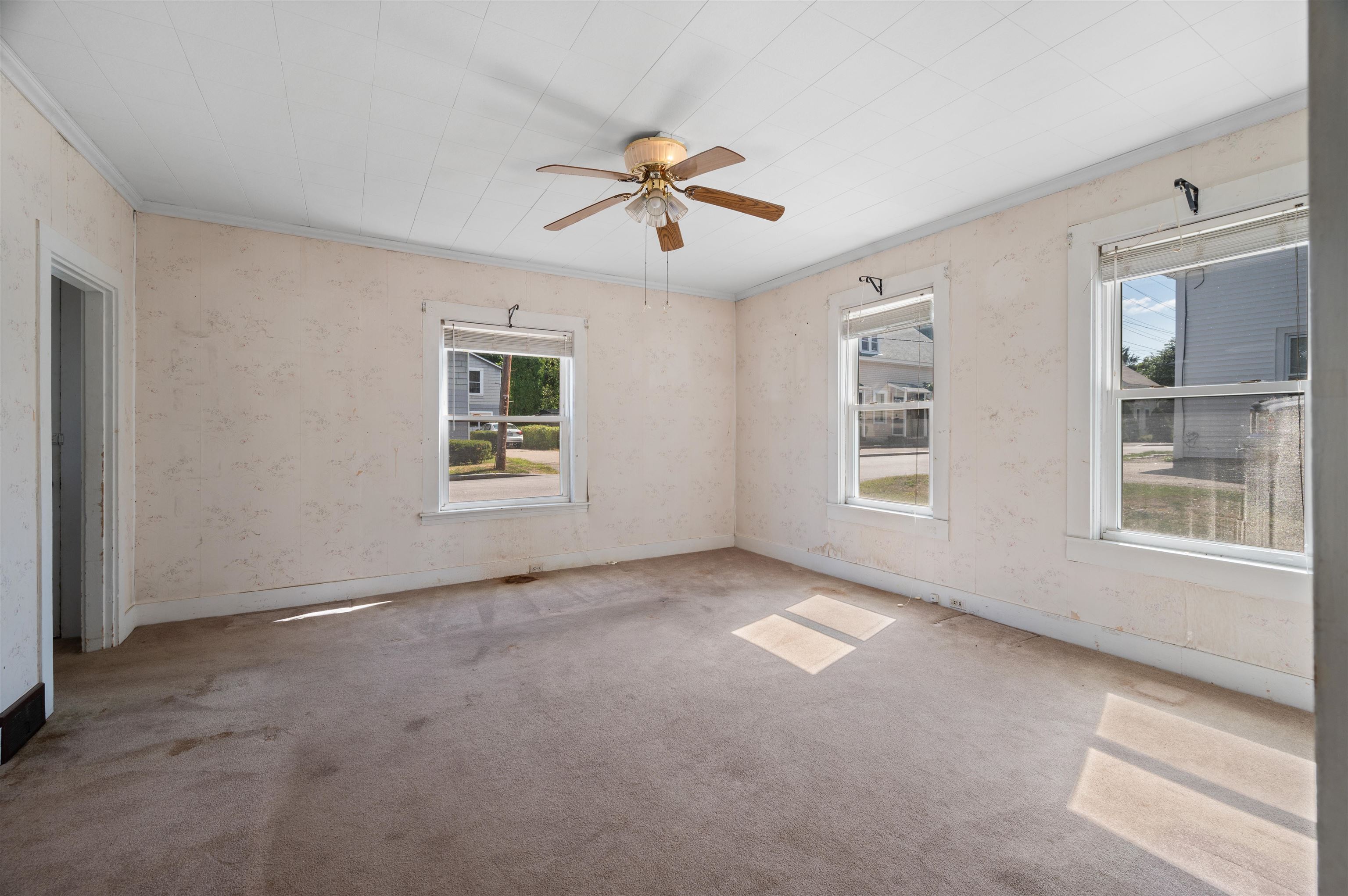 25-27 Nichols Avenue