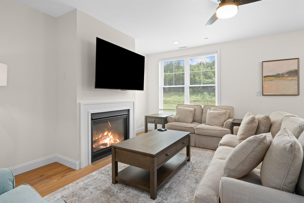 Photo of 7 Ryan Road #B, Thornton, NH 03285 (MLS # 5084801)