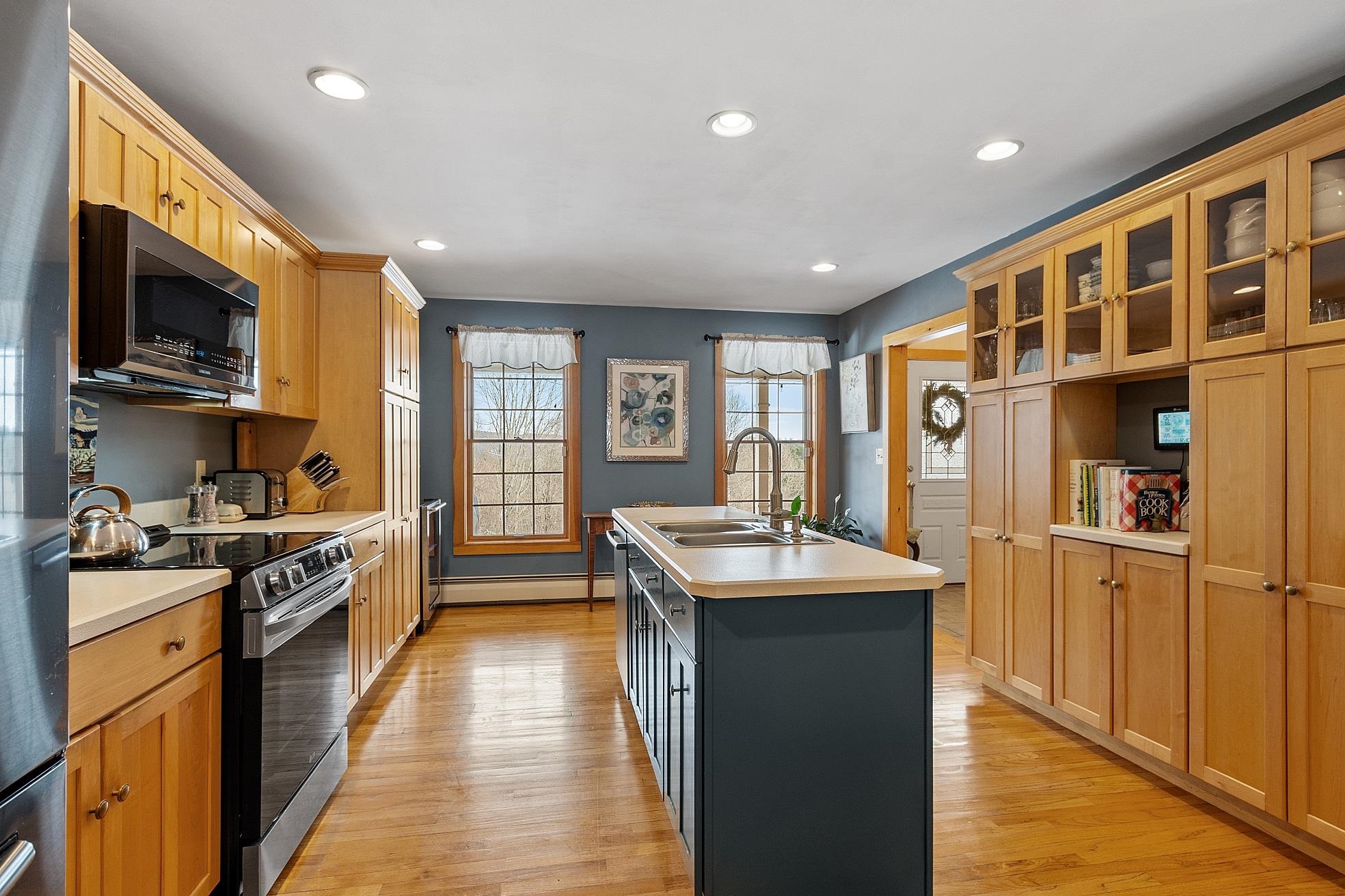 692 Old Walpole Road