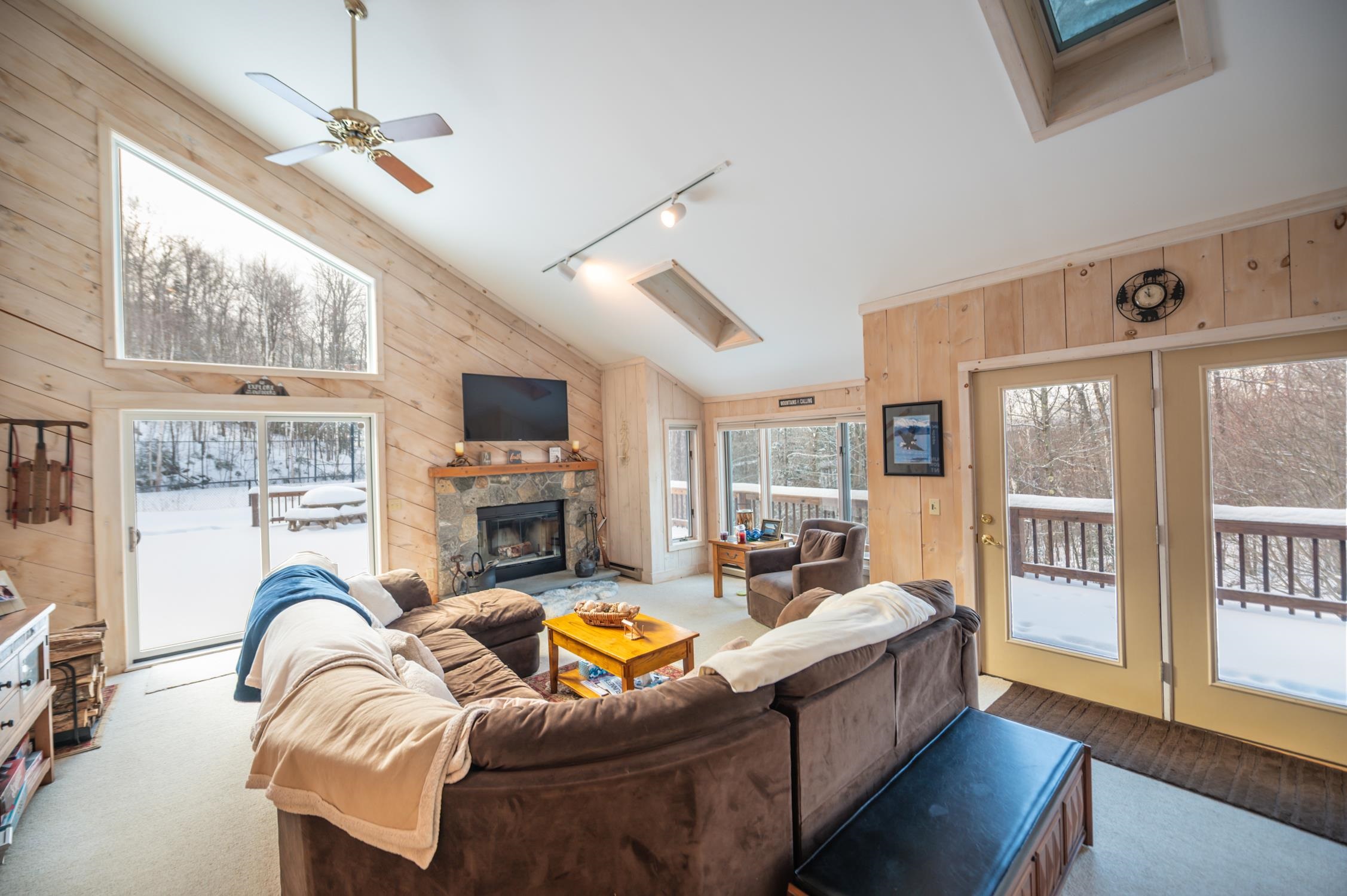 12 Colonial Ridge Road