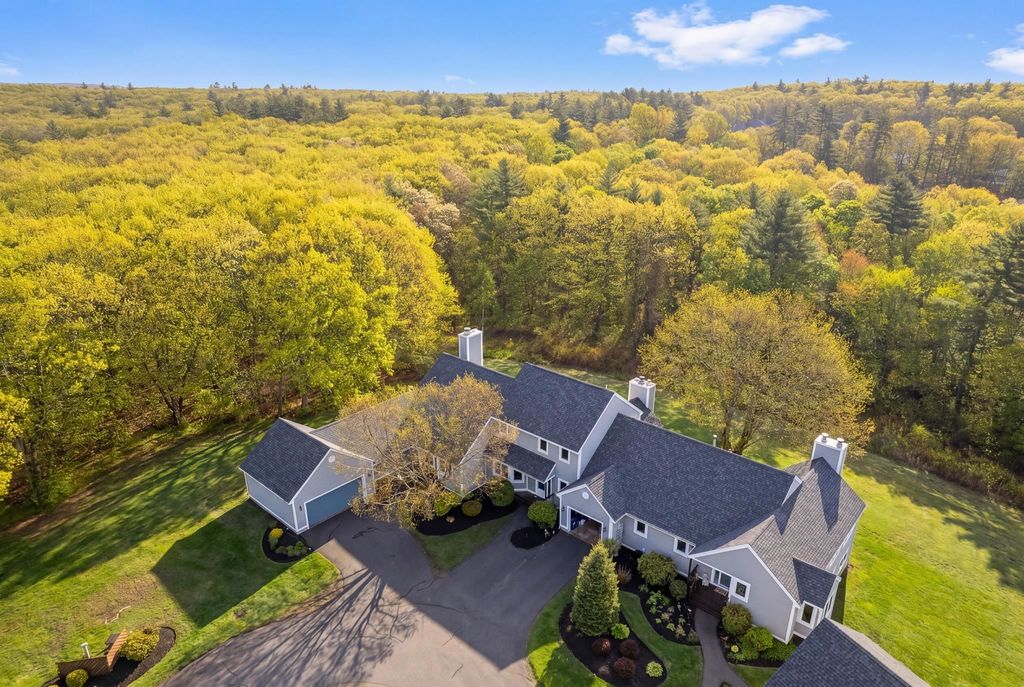 Photo of 9 Bristol Hill Road, Windham, NH 03087 (MLS # 5089286)
