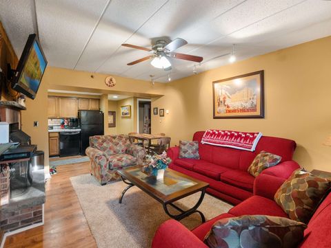 137 East Mountain Road 2D2 Killington VT 05751