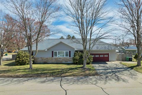 9 Dale Street Nashua NH 03060