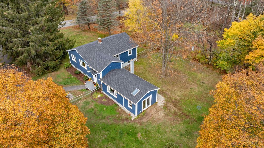Photo of 84 County Farm Cross Road, Dover, NH 03820 (MLS # 5067841)