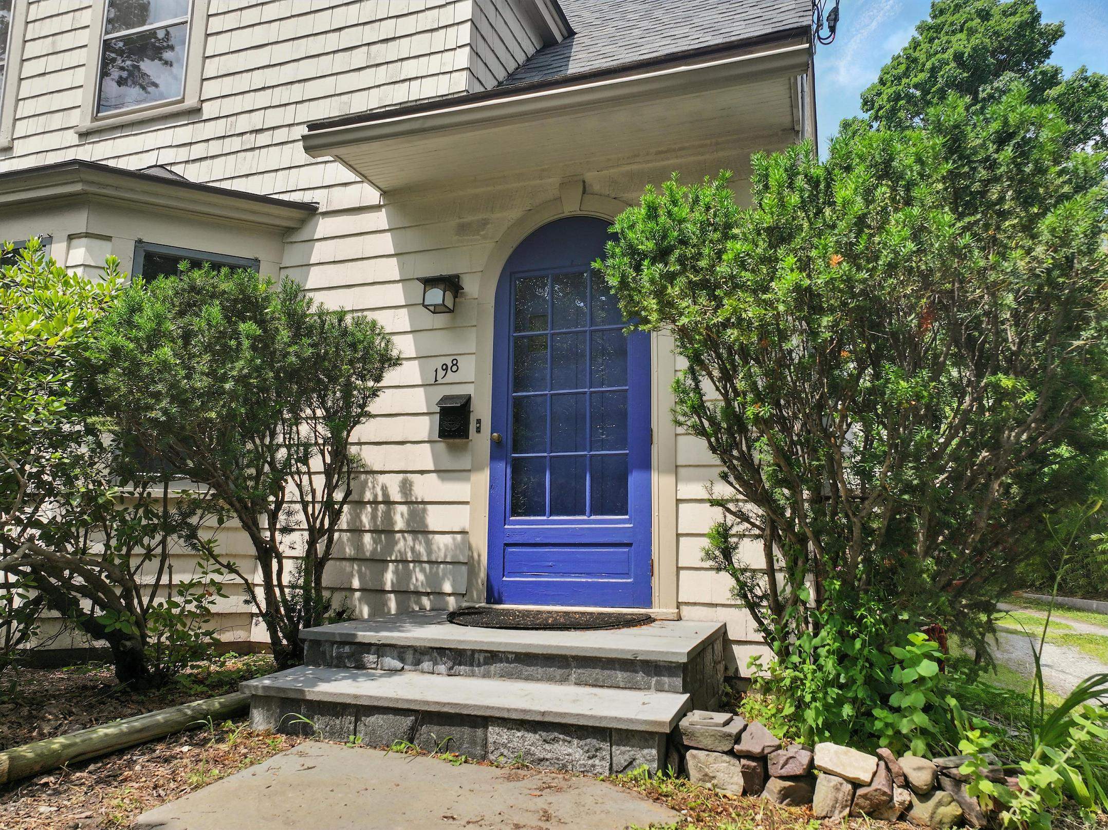 198 Home Avenue