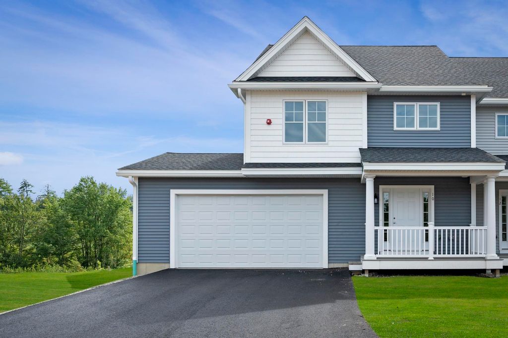 Photo of 29 Crestview Way, Raymond, NH 03077 (MLS # 5089220)